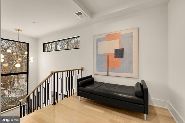 6916 CARMICHAEL AVE, Bethesda, MD 20817