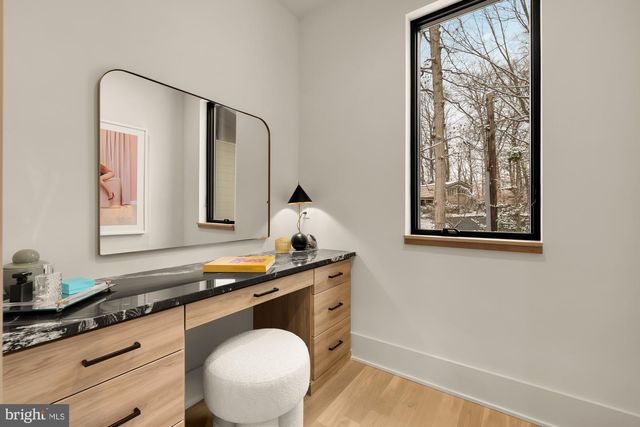 6916 CARMICHAEL AVE, Bethesda, MD 20817