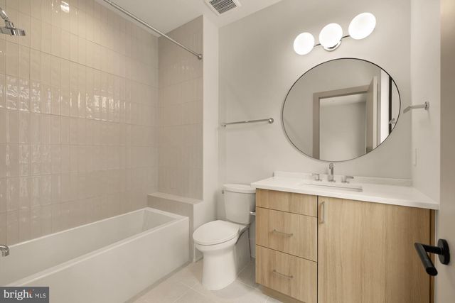 6916 CARMICHAEL AVE, Bethesda, MD 20817