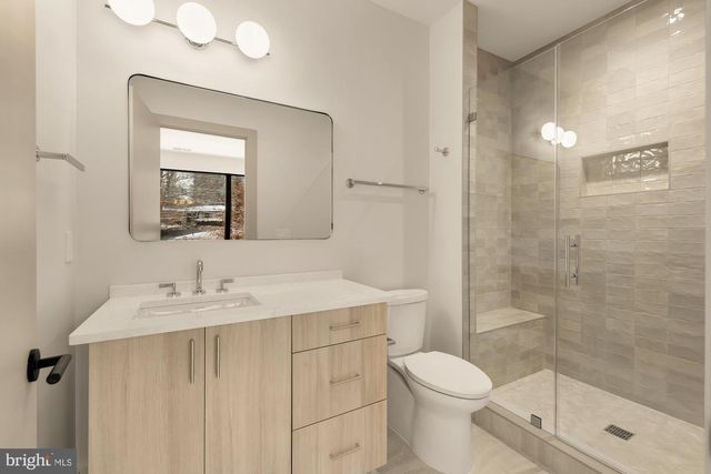 6916 CARMICHAEL AVE, Bethesda, MD 20817