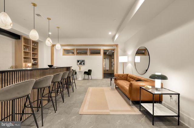 6916 CARMICHAEL AVE, Bethesda, MD 20817