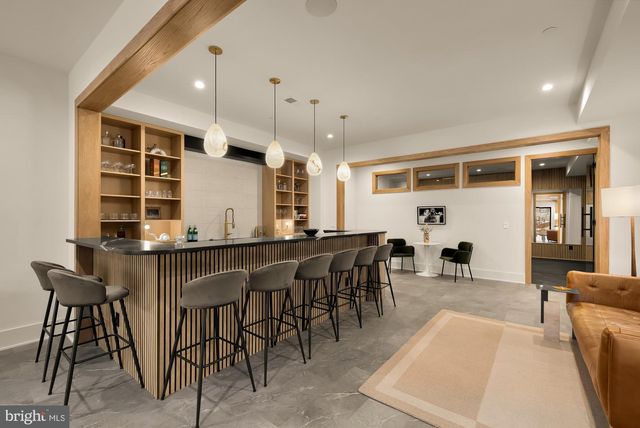 6916 CARMICHAEL AVE, Bethesda, MD 20817