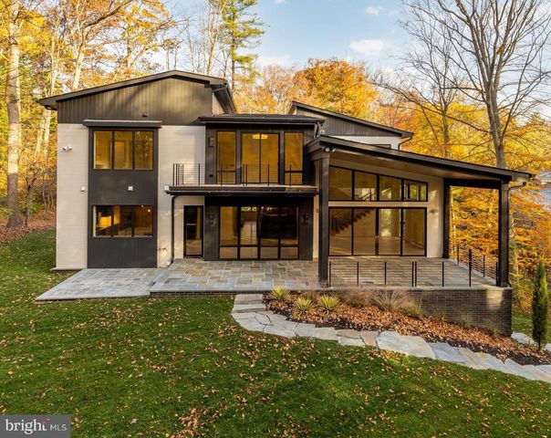 6916 CARMICHAEL AVE, Bethesda, MD 20817