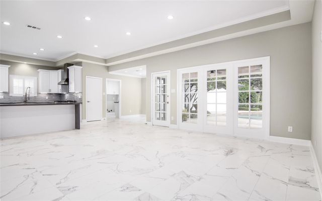 10710 Russett Drive, Houston, TX 77042