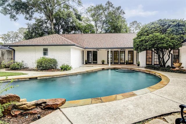 10710 Russett Drive, Houston, TX 77042