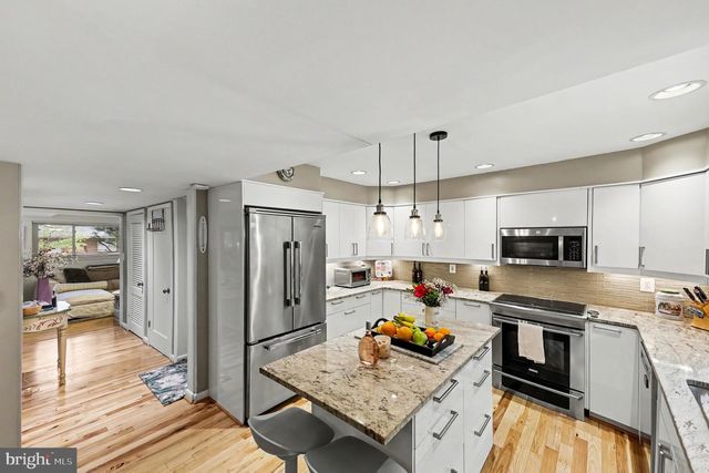 6306 BEACHWAY DR, Falls Church, VA 22044