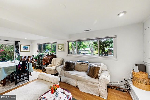 6306 BEACHWAY DR, Falls Church, VA 22044