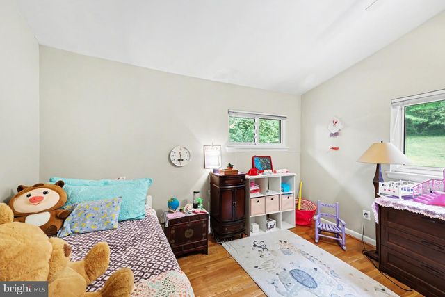 6306 BEACHWAY DR, Falls Church, VA 22044