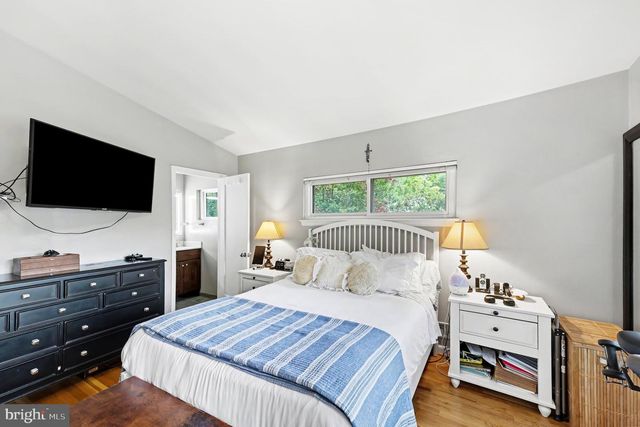 6306 BEACHWAY DR, Falls Church, VA 22044