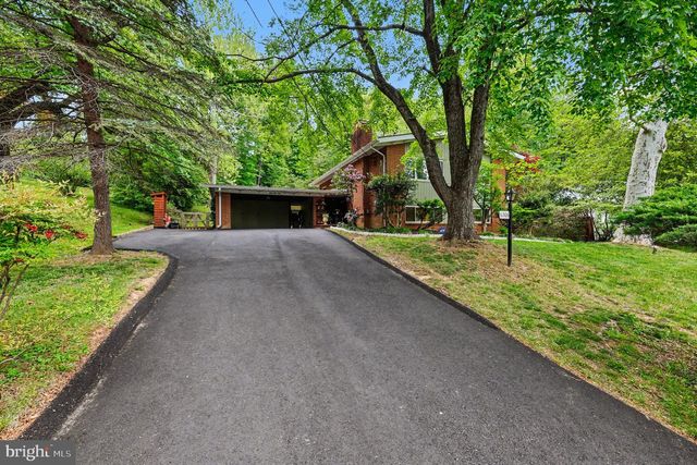 6306 BEACHWAY DR, Falls Church, VA 22044
