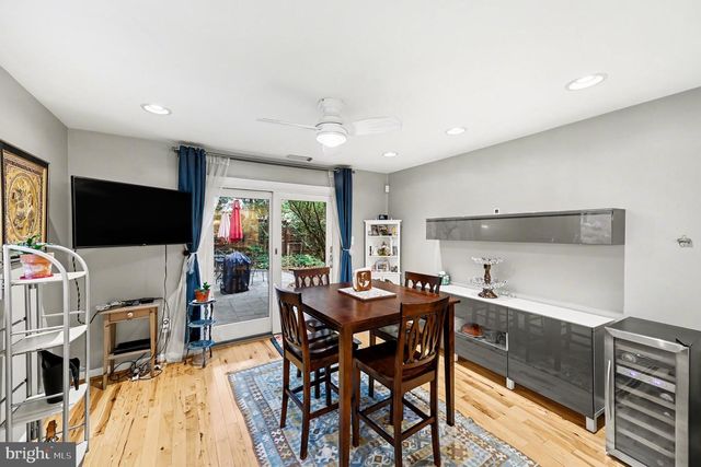 6306 BEACHWAY DR, Falls Church, VA 22044
