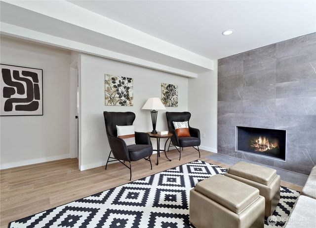 12802 NE 142nd Street, Kirkland, WA 98034