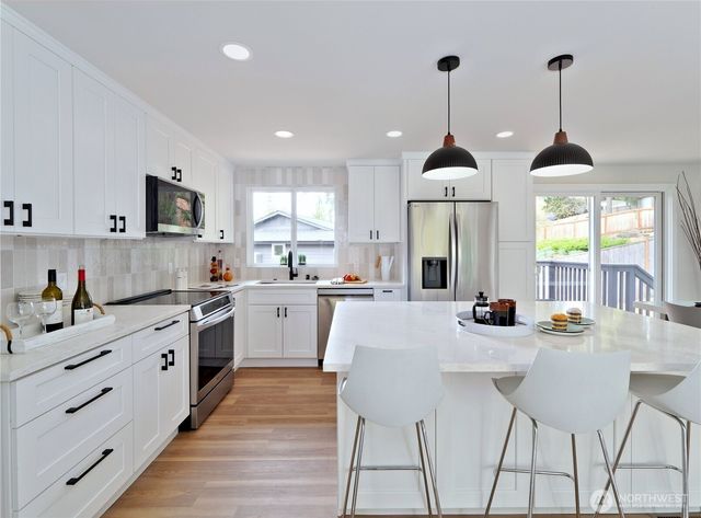 12802 NE 142nd Street, Kirkland, WA 98034