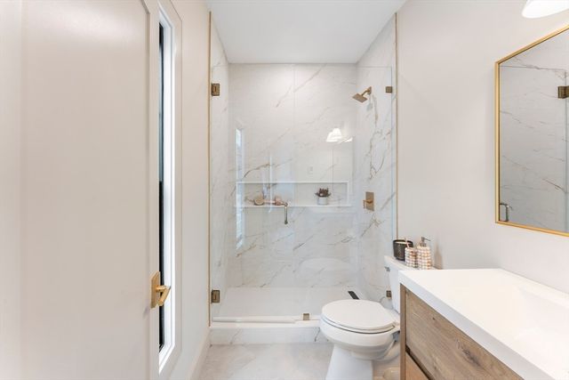 142 Metropolitan PH, Boston, MA 02131
