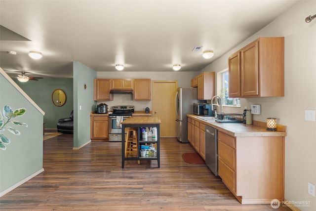5023 200th Street Ct E, Spanaway, WA 98387