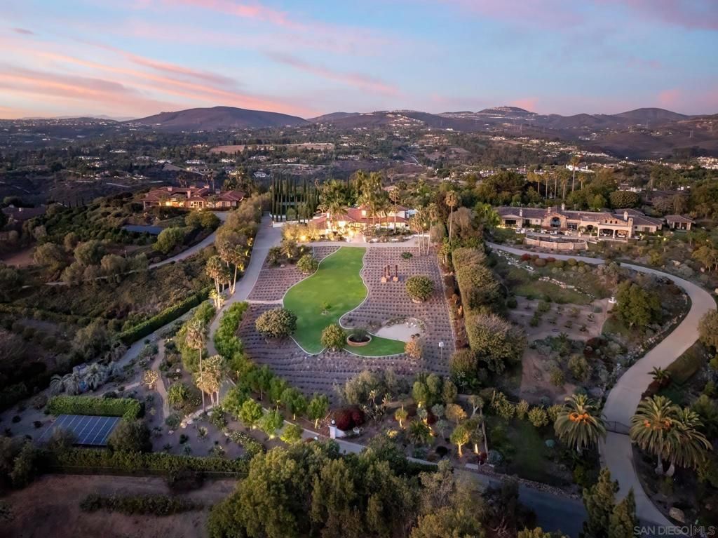 18245 Paseo Victoria, Rancho Santa Fe, CA 92067 — exterior