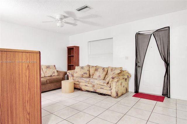 4020 NW 31st Terrace 1-5, Lauderdale Lakes, FL 33309