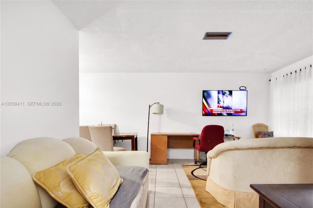 4020 NW 31st Terrace 1-5, Lauderdale Lakes, FL 33309