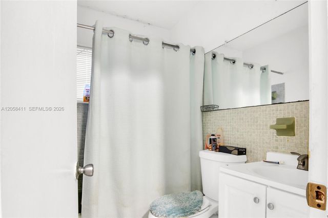 4020 NW 31st Terrace 1-5, Lauderdale Lakes, FL 33309