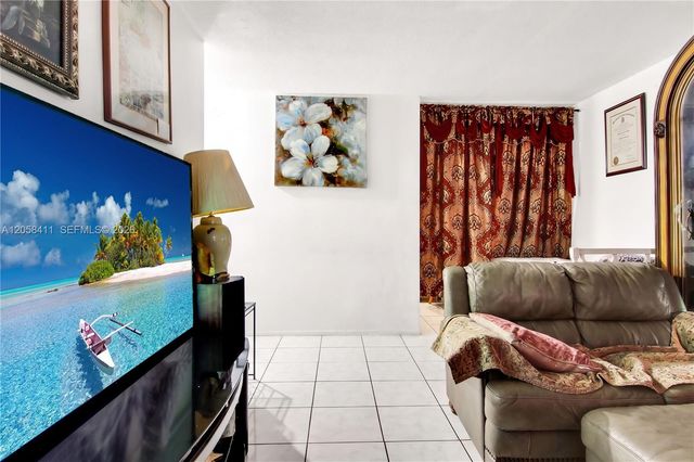 4020 NW 31st Terrace 1-5, Lauderdale Lakes, FL 33309