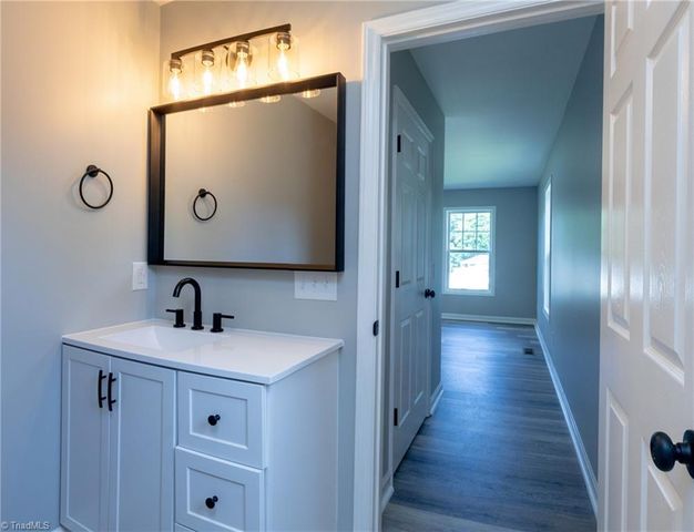 1760 Richard Allen Lane, Winston-salem, NC 27105