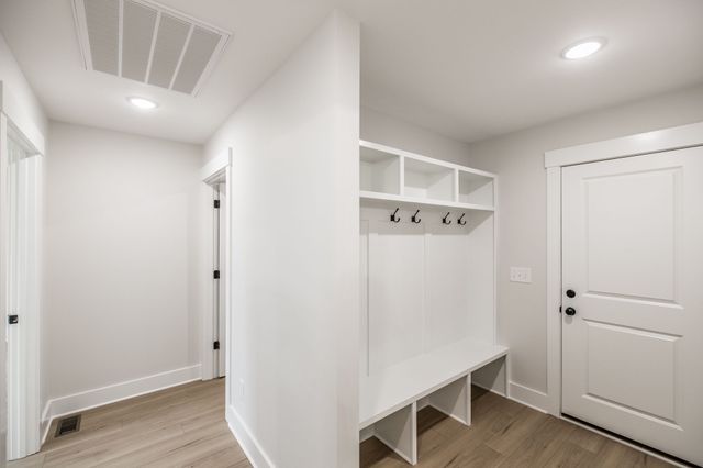 4142 Hereford Dr, Greenbrier, TN 37073