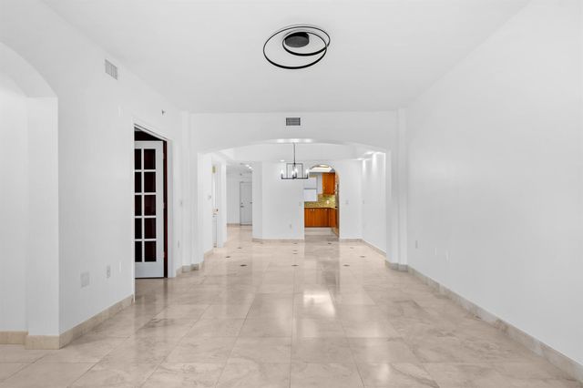 2051 SE 3rd Street Th8, Deerfield Beach, FL 33441