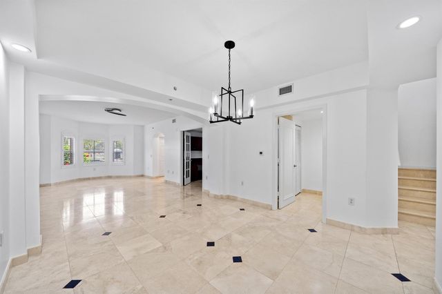 2051 SE 3rd Street Th8, Deerfield Beach, FL 33441