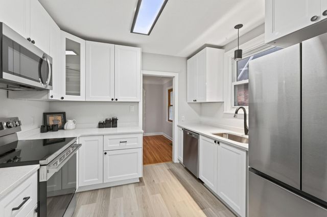 4548 Columbus Avenue, Minneapolis, MN 55407