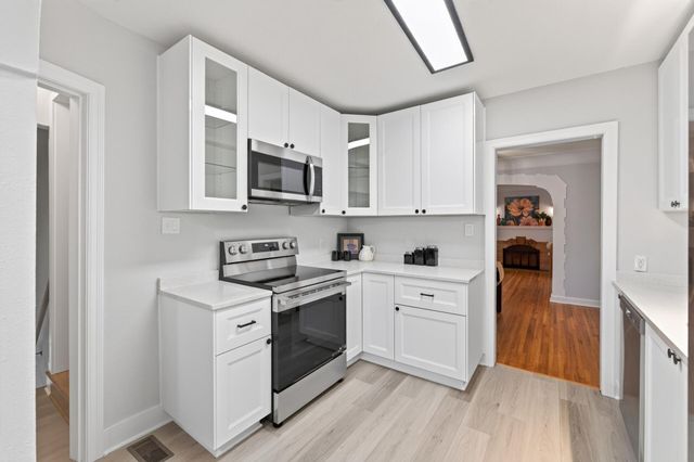 4548 Columbus Avenue, Minneapolis, MN 55407