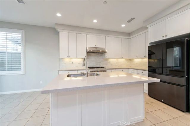 143 Augustine, Irvine, CA 92618