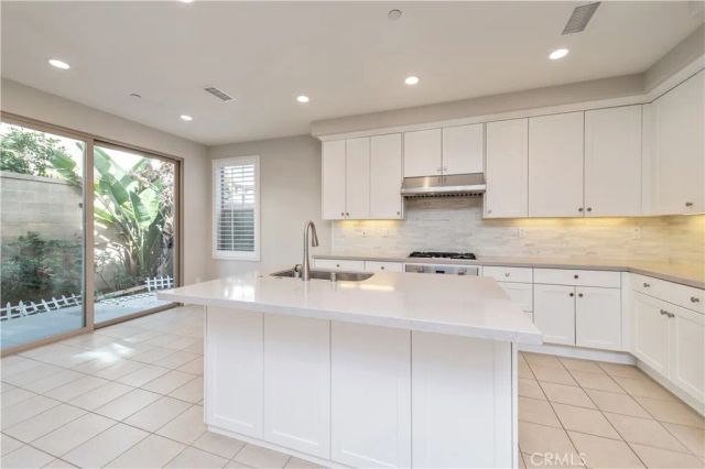 143 Augustine, Irvine, CA 92618