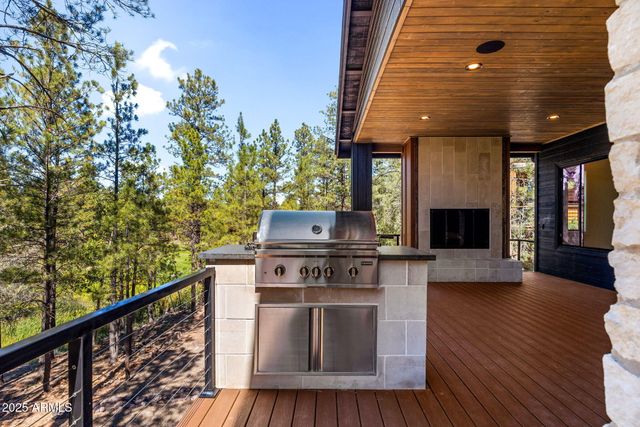 490 S ROCKCRESS Lane, Show Low, AZ 85901