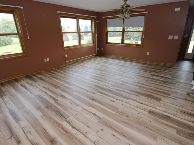 1320 216th Avenue, Star Prairie Twp, WI 54017