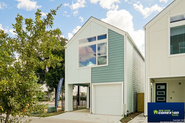 310 W Evergreen St #111, San Antonio, TX 78212