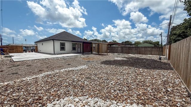 4901 Dody St, Corpus Christi, TX 78411