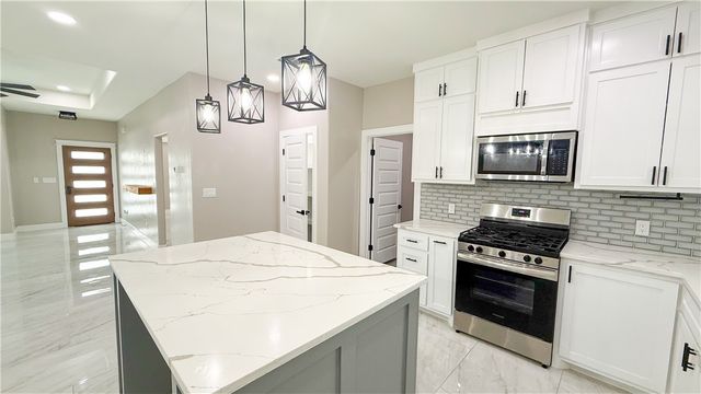 4901 Dody St, Corpus Christi, TX 78411