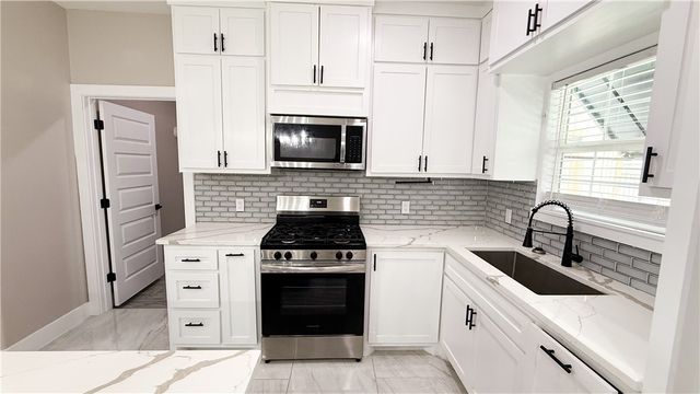 4901 Dody St, Corpus Christi, TX 78411