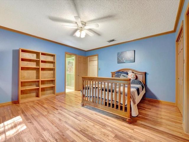 2810 Colonial Drive, Nacogdoches, TX 75965