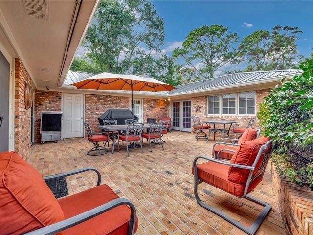 2810 Colonial Drive, Nacogdoches, TX 75965