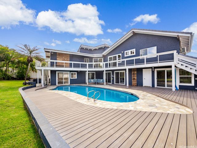 6815 Niumalu Loop, Honolulu, HI 96825