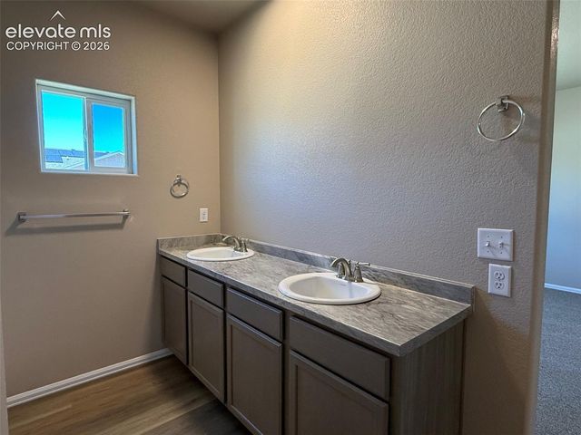 5217 Gannet Lane, Pueblo, CO 81008
