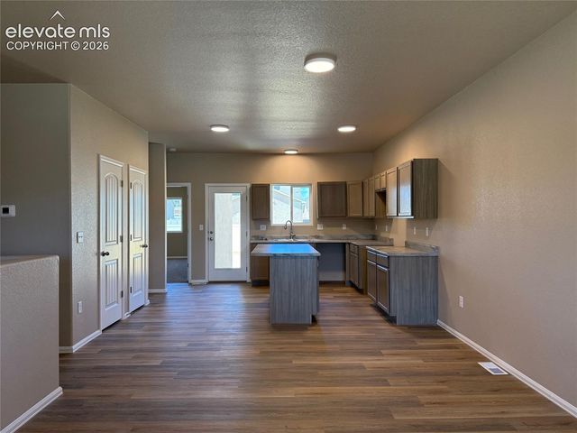 5217 Gannet Lane, Pueblo, CO 81008