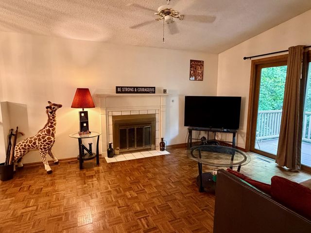183 Galtier Place, Shoreview, MN 55126