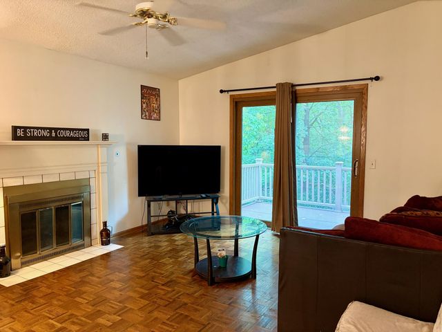 183 Galtier Place, Shoreview, MN 55126
