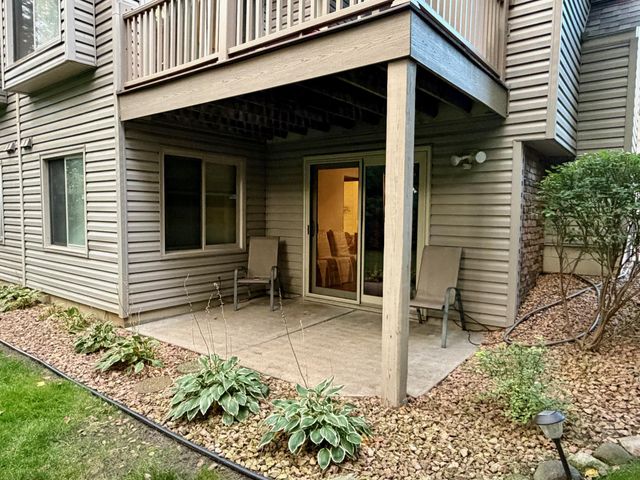 183 Galtier Place, Shoreview, MN 55126