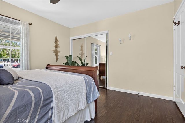 5938 Simpson Ave, Valley Village, CA 91607