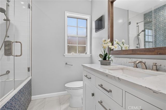 5938 Simpson Ave, Valley Village, CA 91607