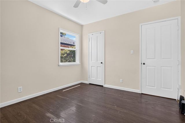 5938 Simpson Ave, Valley Village, CA 91607