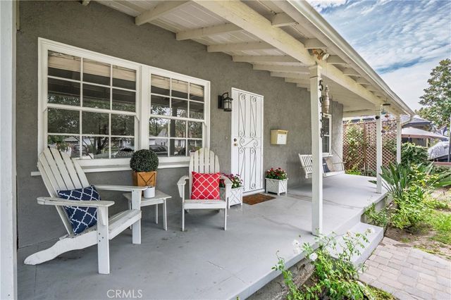 5938 Simpson Ave, Valley Village, CA 91607
